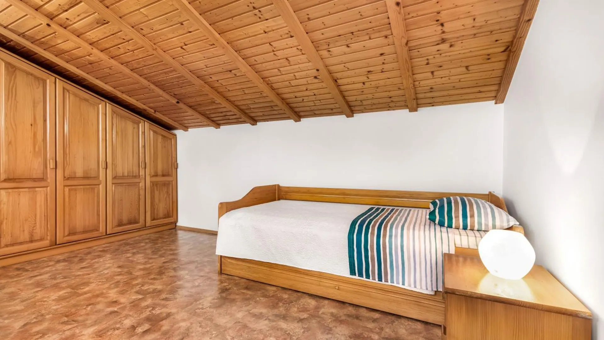Residence פומר