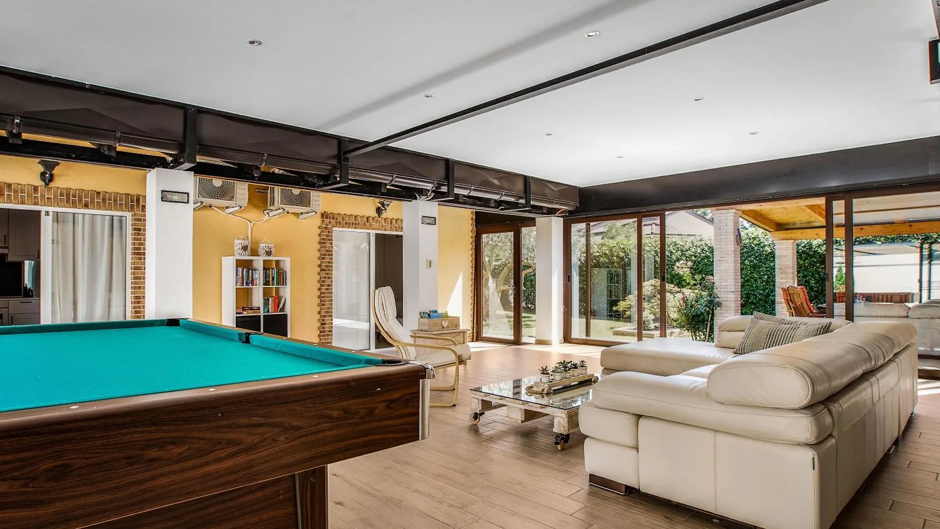 דירה Residence פומר