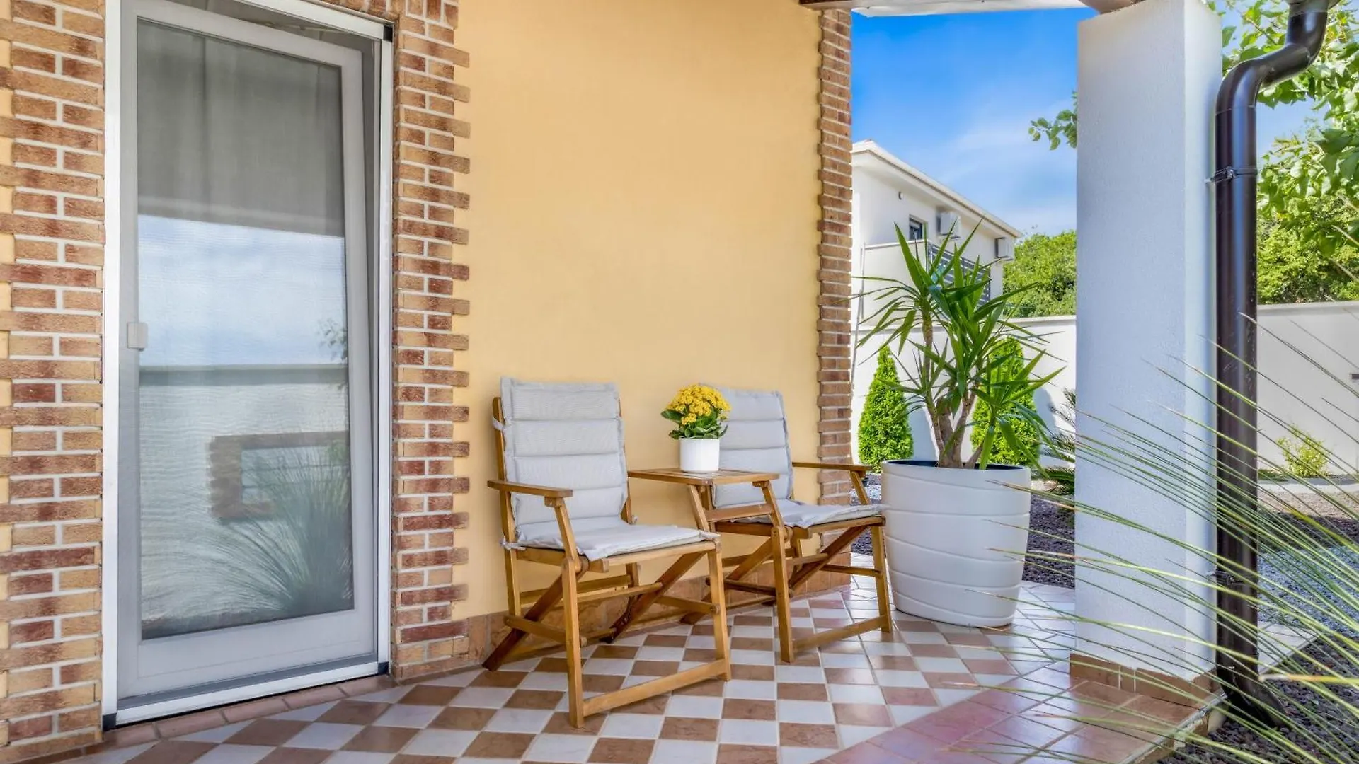 Residence פומר